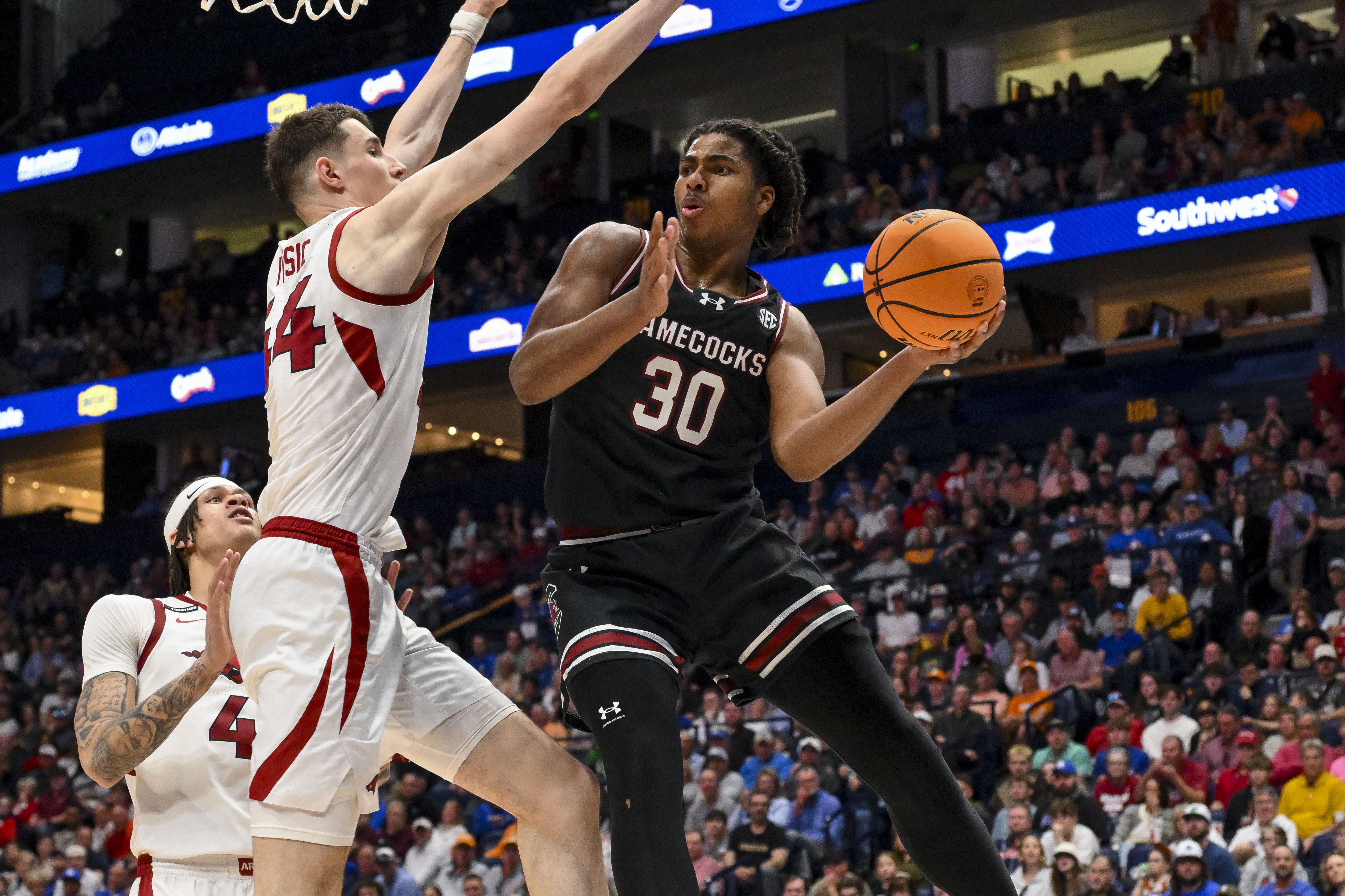 South Carolina forward Collin Murray-Boyles had an impressive wingspan. (Photo Credit: IMAGN)